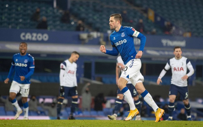 建立了坚固 建立了坚固