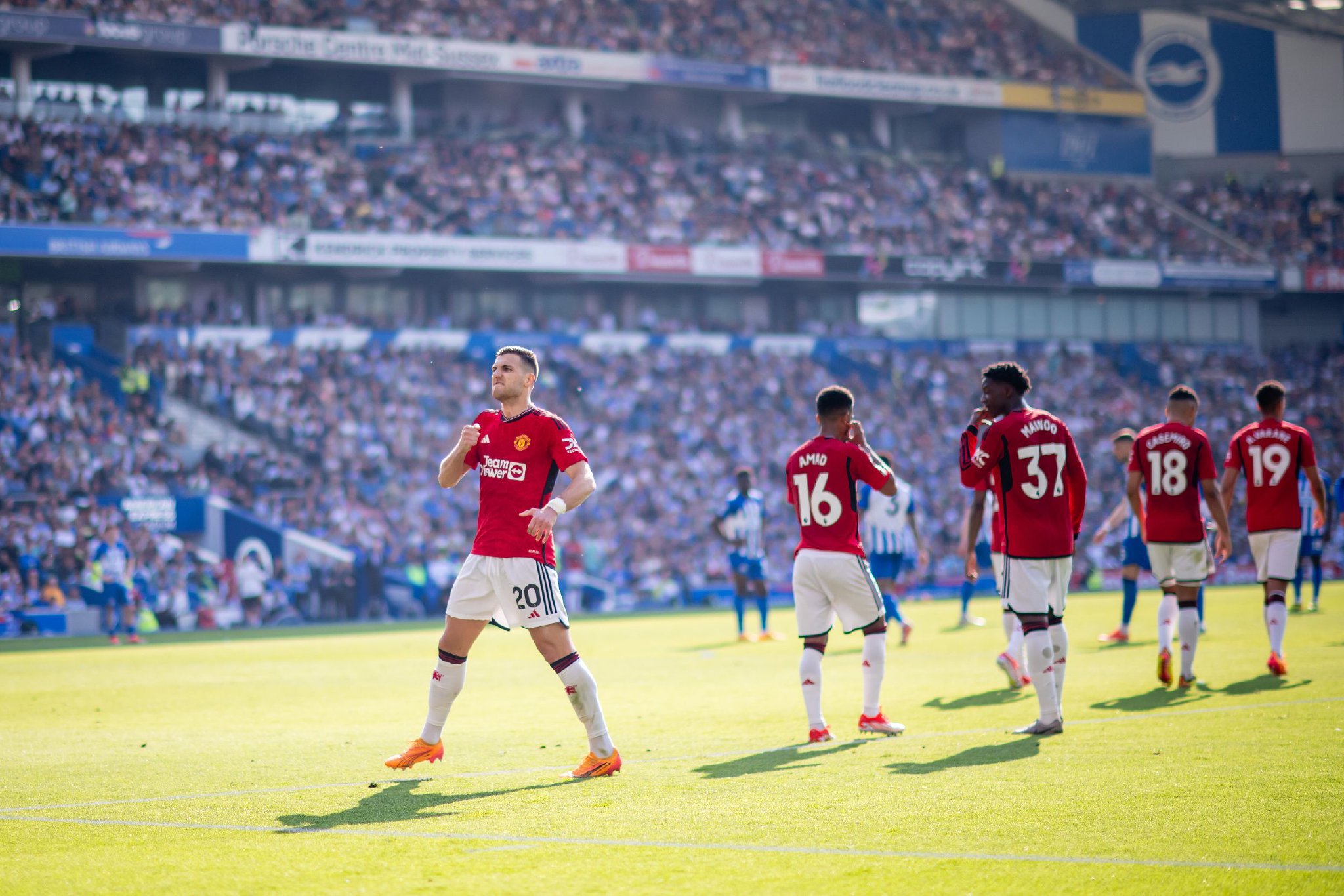 士队在重建 士队在重建